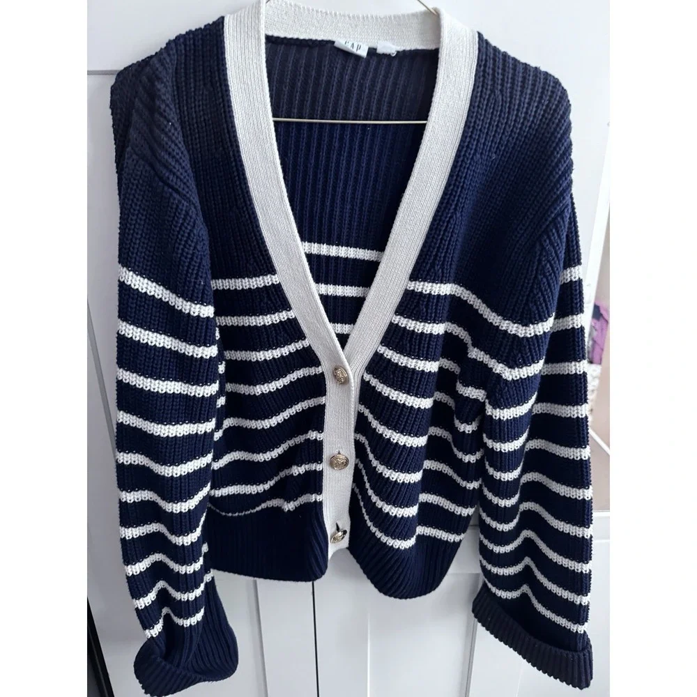 GAP‎ Shaker-Stich Long Sleeve VNeck Cardigan Sweater Classic Navy Medium